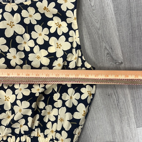 By Together Find Me Floral Set Tank & Shorts Size Large NWT - Picture 14 of 16